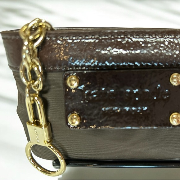 NWOT KATE SPADE COIN PURSE / KEYCHAIN / BAG ACCESSORY BROWN PATENT LEATHER TRIM - Picture 7 of 7